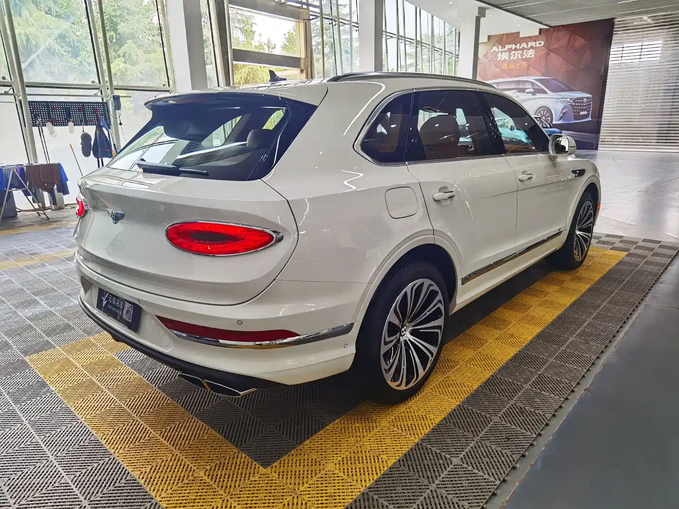 Bentley Bentayga 2026 2022 4.0T V8