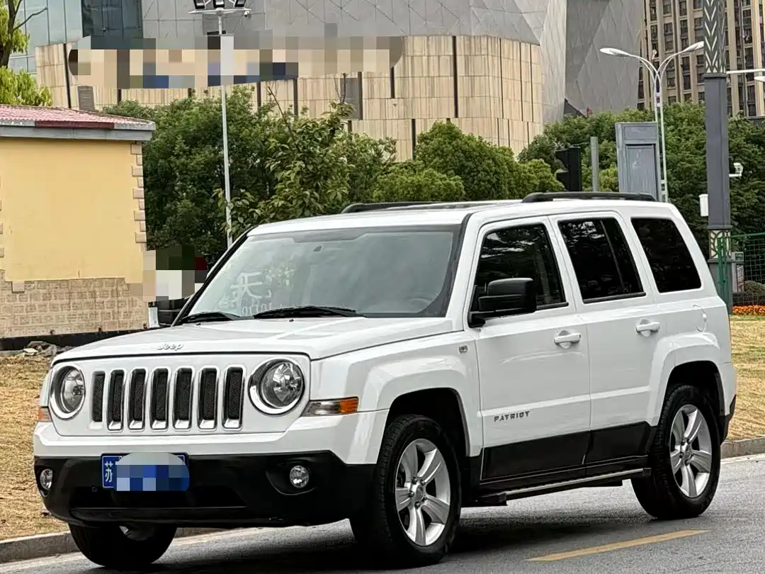 Jeep Patriot 2015 2014 2.0L Sport Enhanced Edition