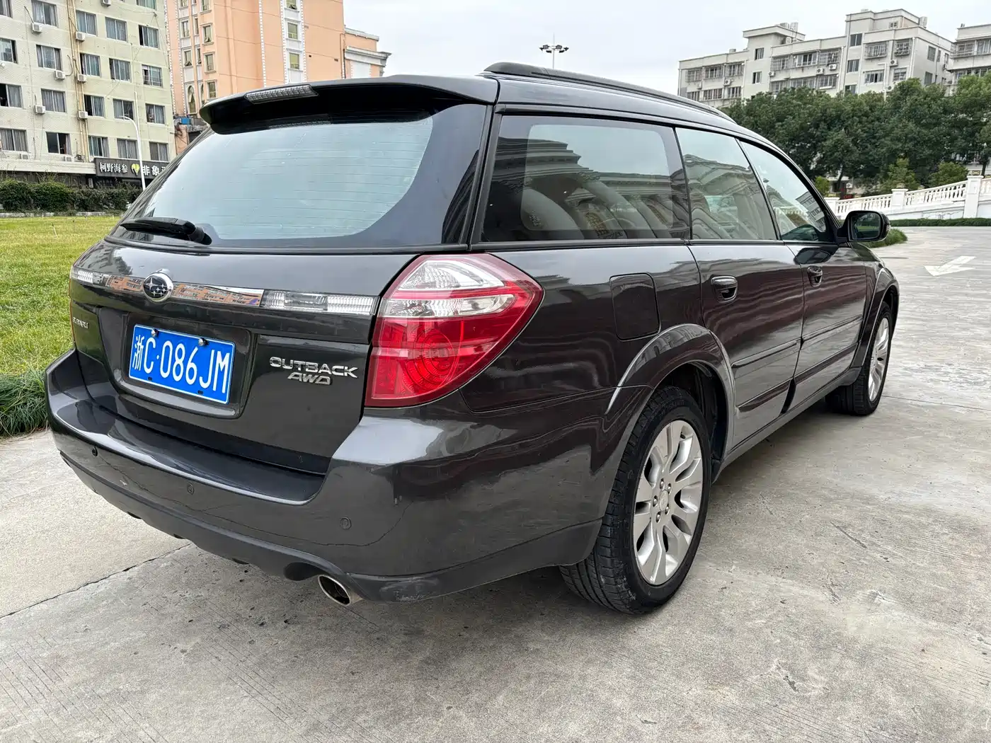 Subaru Outback 2005 3.0R фото 3
