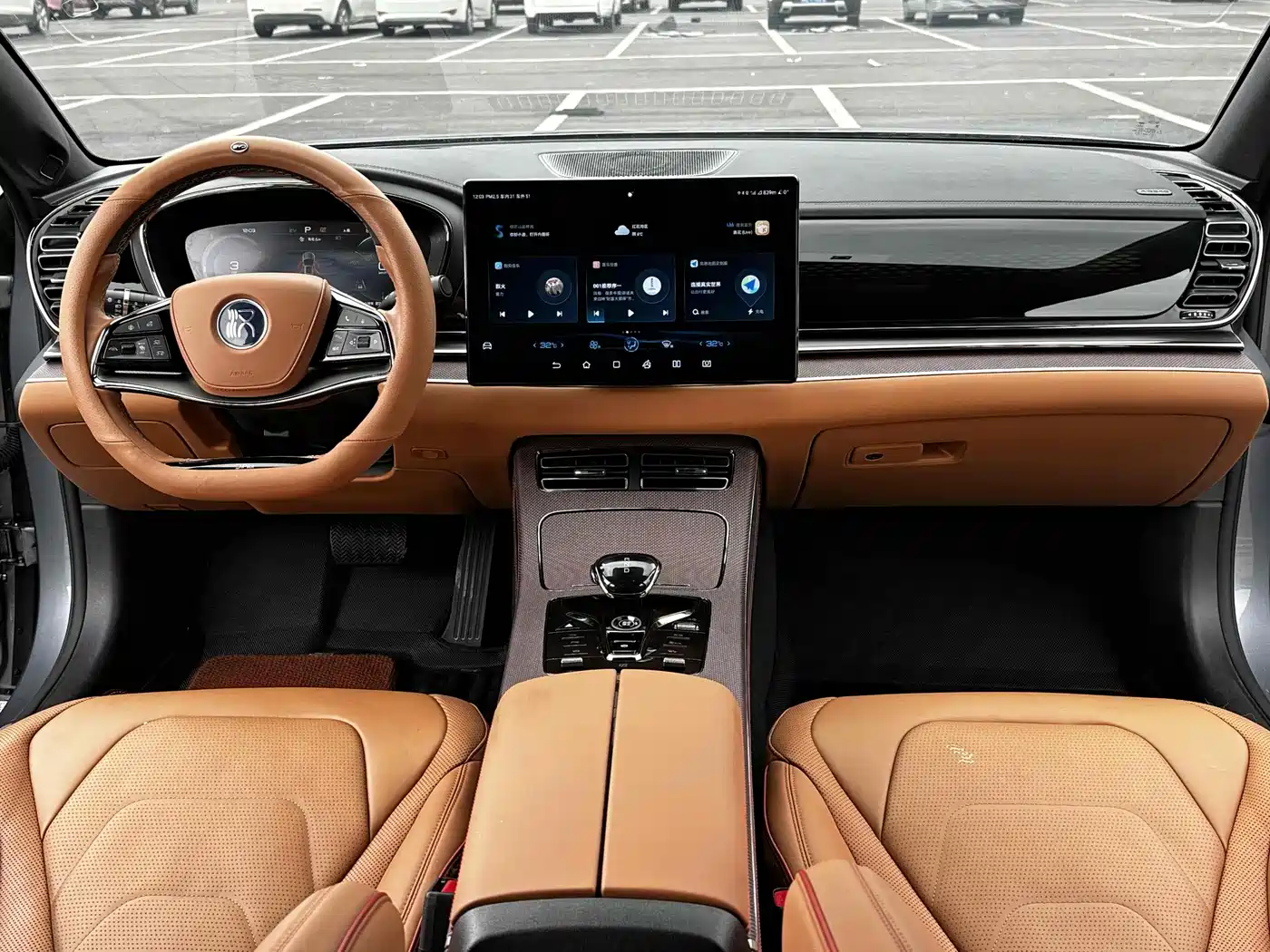 BYD Han 2022 DM-i 242KM Flagship фото 6