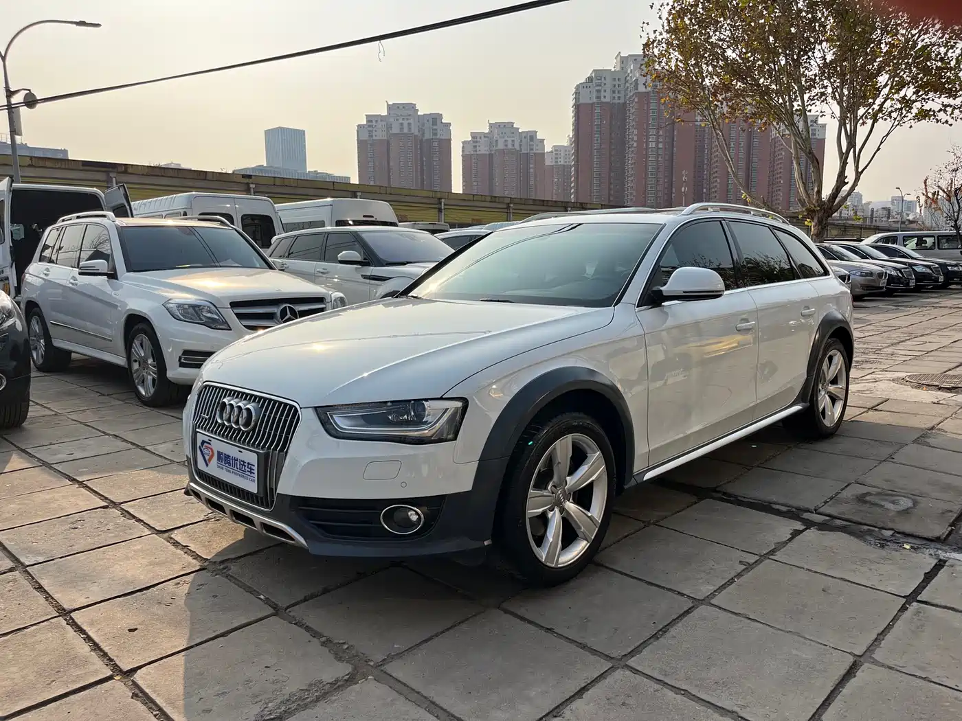Audi A4 (Import) 2014 40 TFSI allroad quattro plus