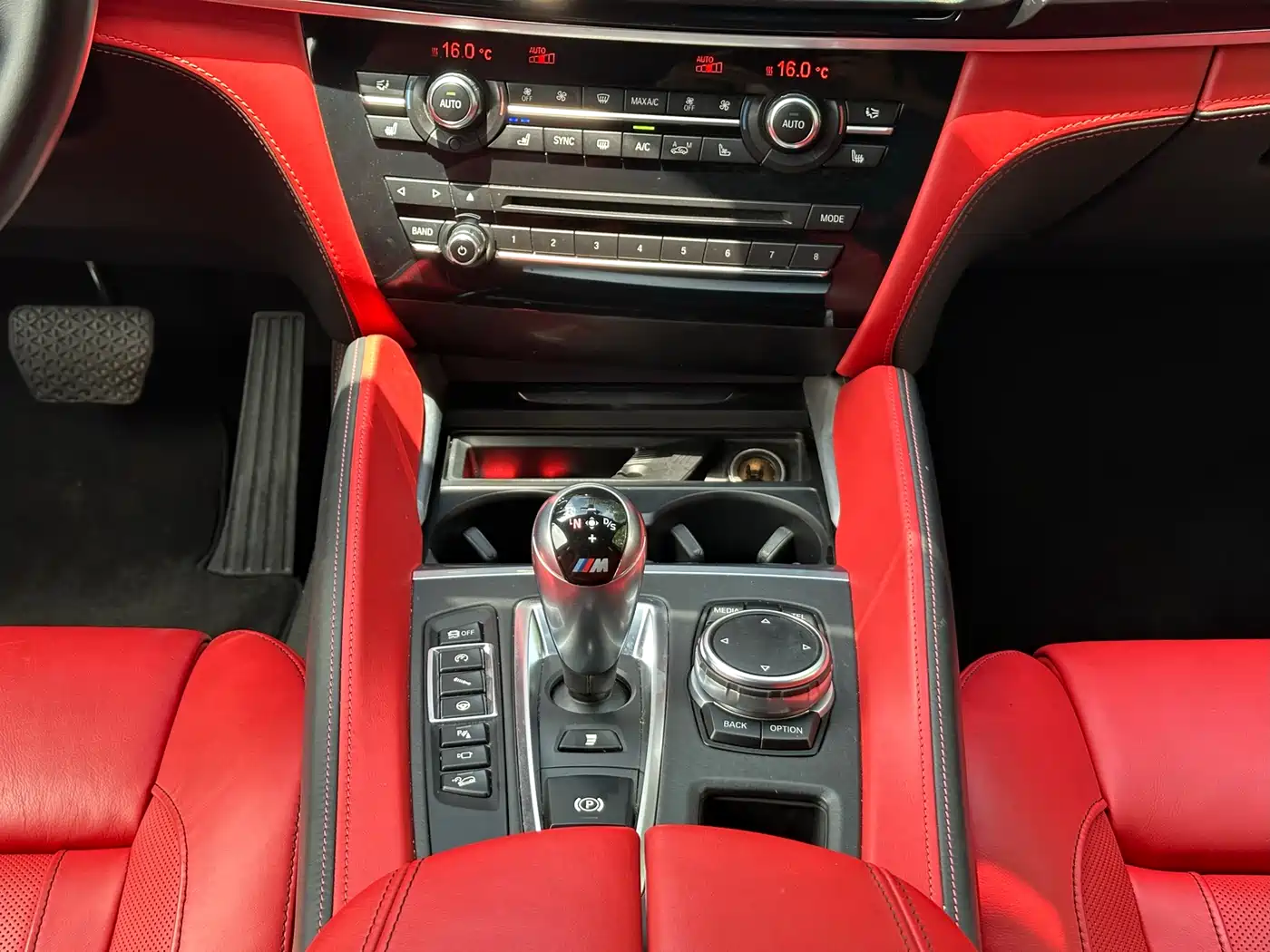 BMW X6 M 2015 X6 M фото 19
