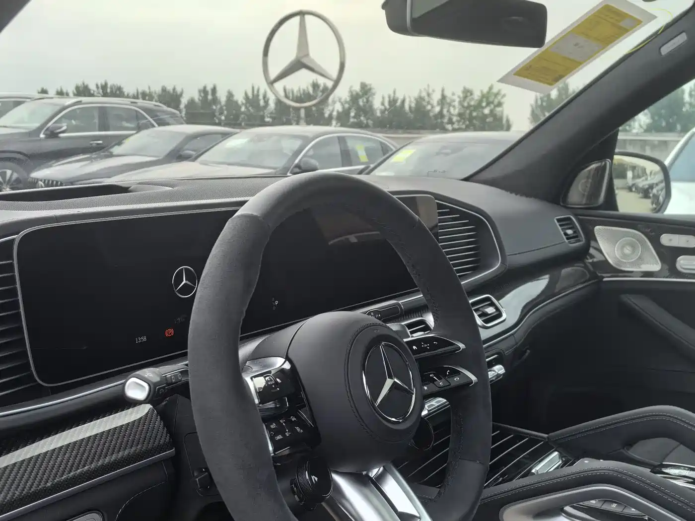 Mercedes-Benz GLS AMG 2024 AMG GLS 63 4MATIC+ фото 7