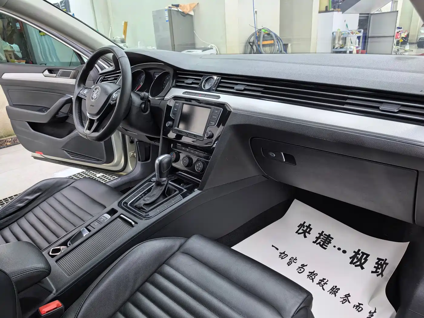 Volkswagen Magotan 2017 330TSI DSG Leading фото 8