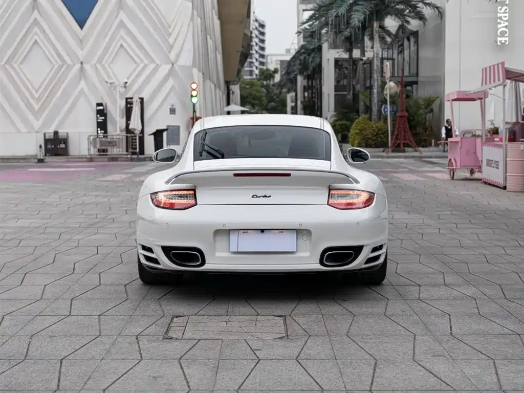 Porsche 911 2010 Turbo 3.8T фото 5