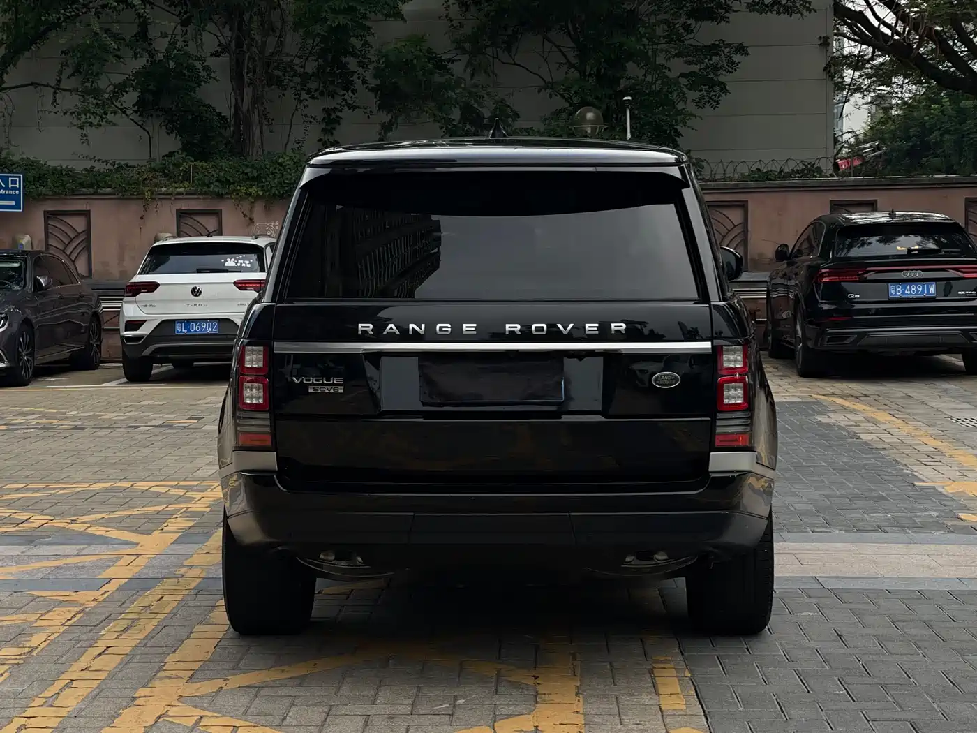 Land Rover Range Rover 2017 3.0 SC V6 Vogue LWB (Long Wheelbase) фото 19