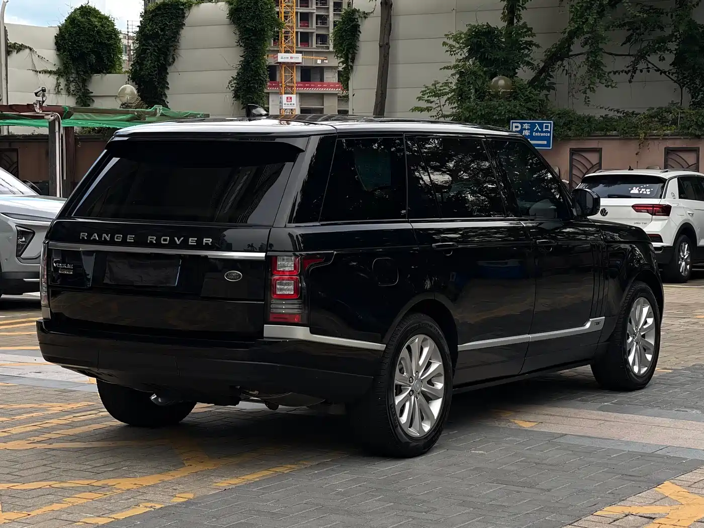 Land Rover Range Rover 2017 3.0 SC V6 Vogue LWB (Long Wheelbase) фото 18