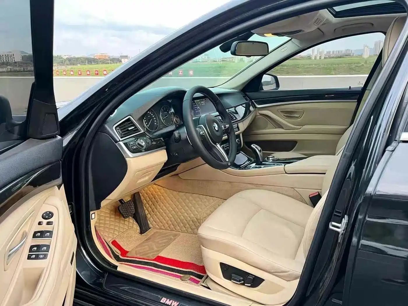 BMW 5 Series 2012 535Li Luxury фото 14