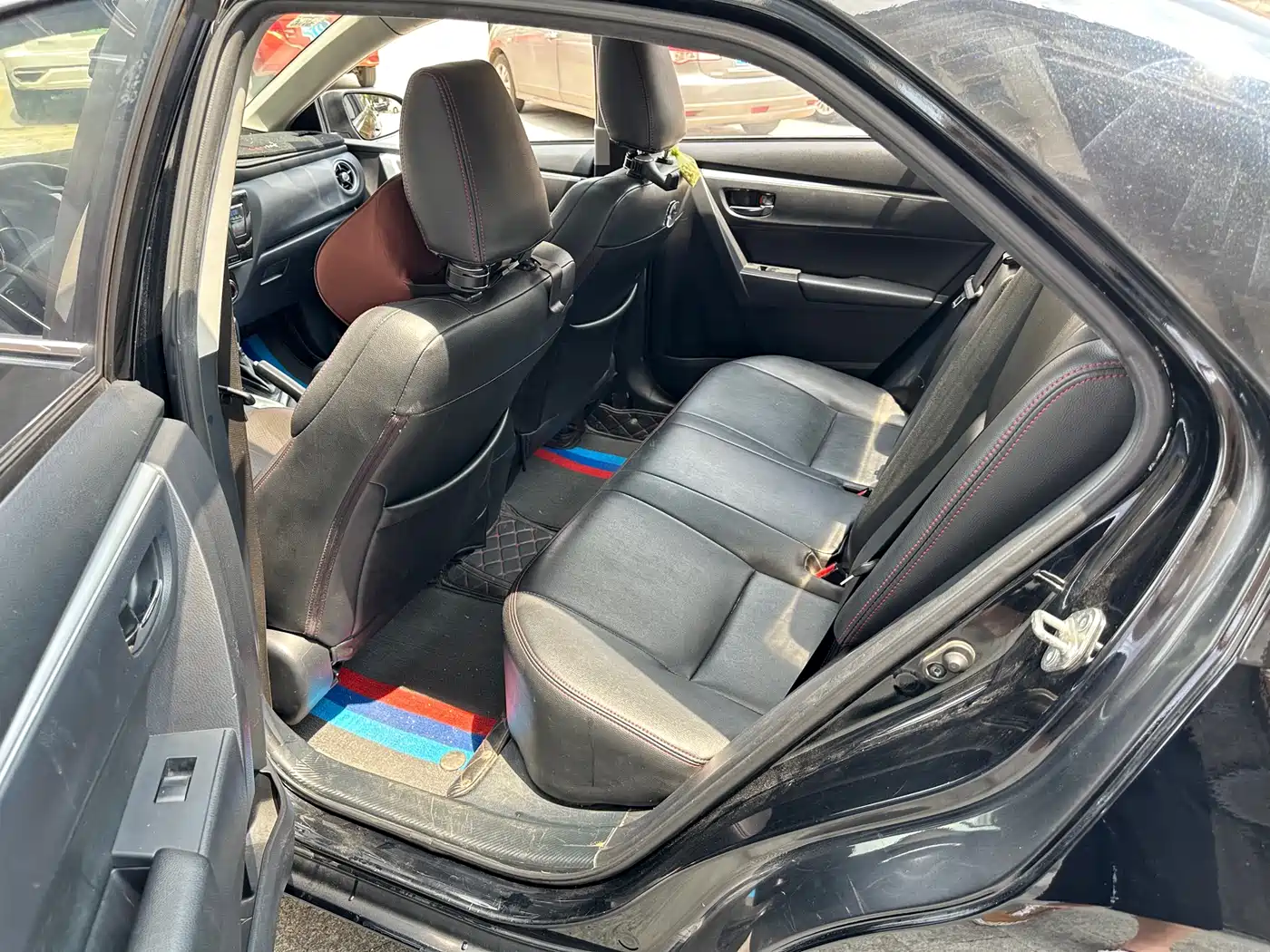 Toyota Levin 2017 Facelift 185T CVT Elite (China V) фото 6