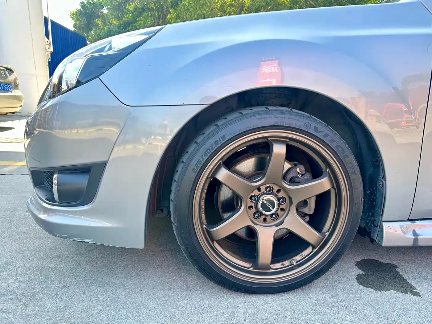 Subaru Legacy 2010 2.5GT Luxury Navigation Edition фото 14