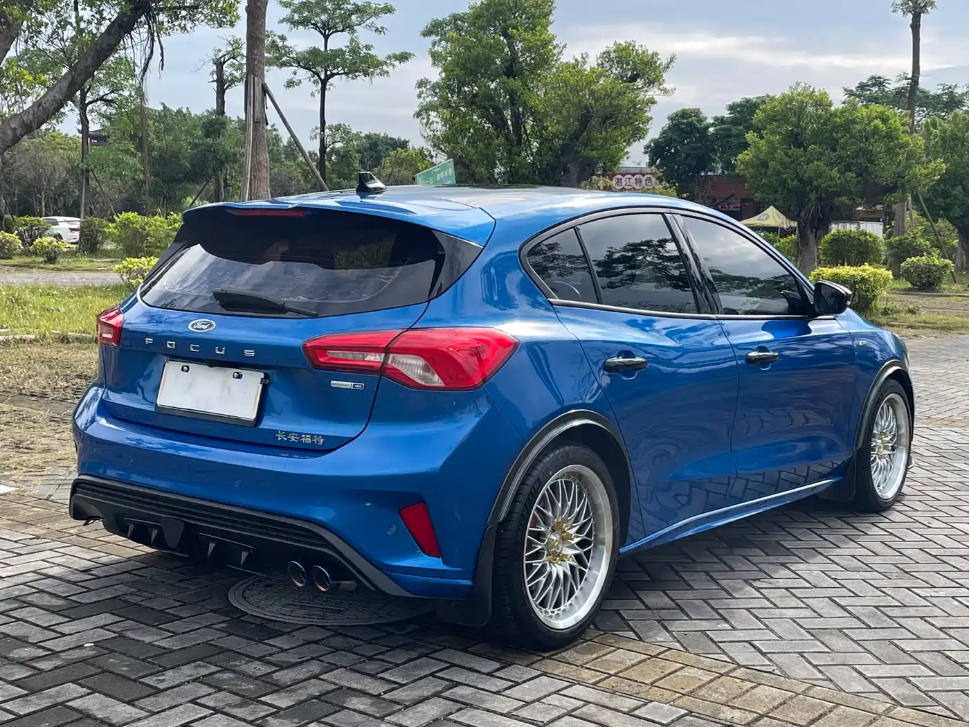 Фото 6 - Ford Focus