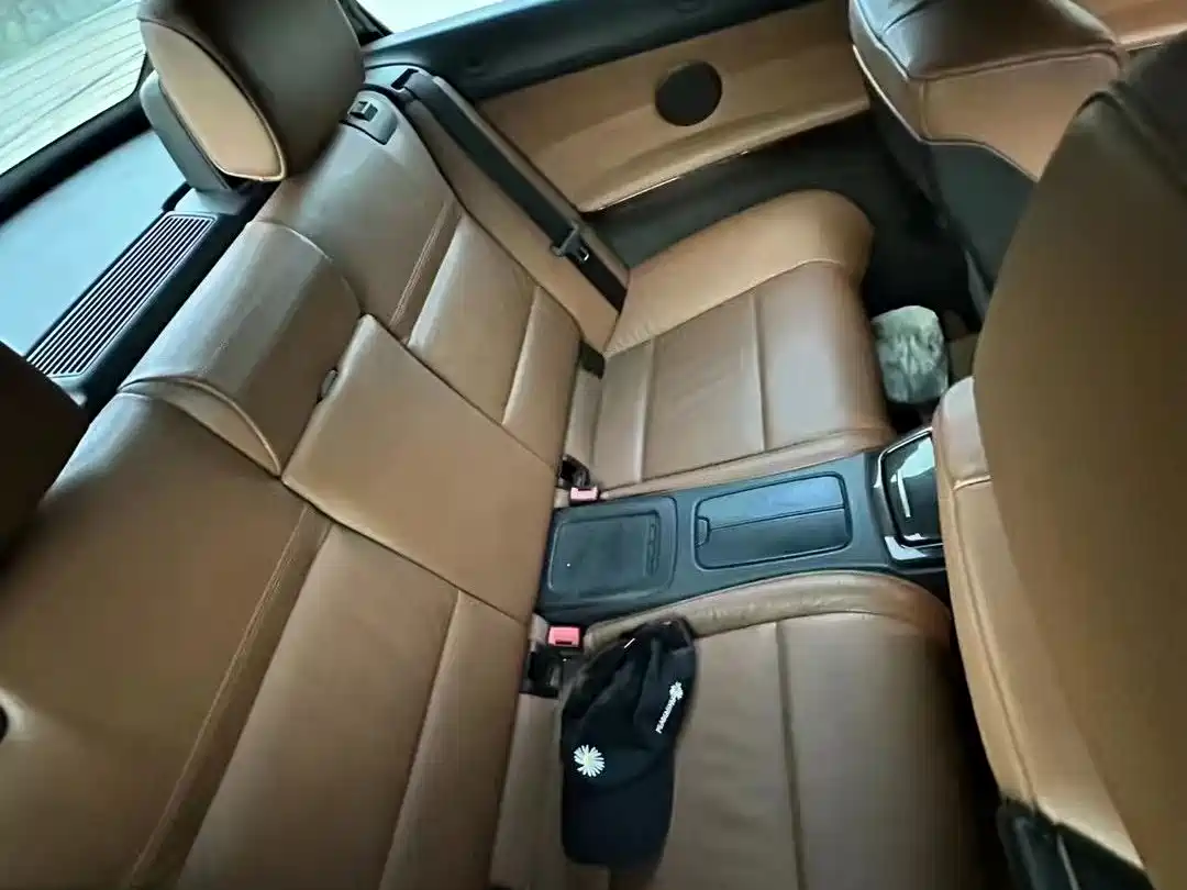 BMW 3 Series (Import) 2011 330i Convertible Coupe фото 6