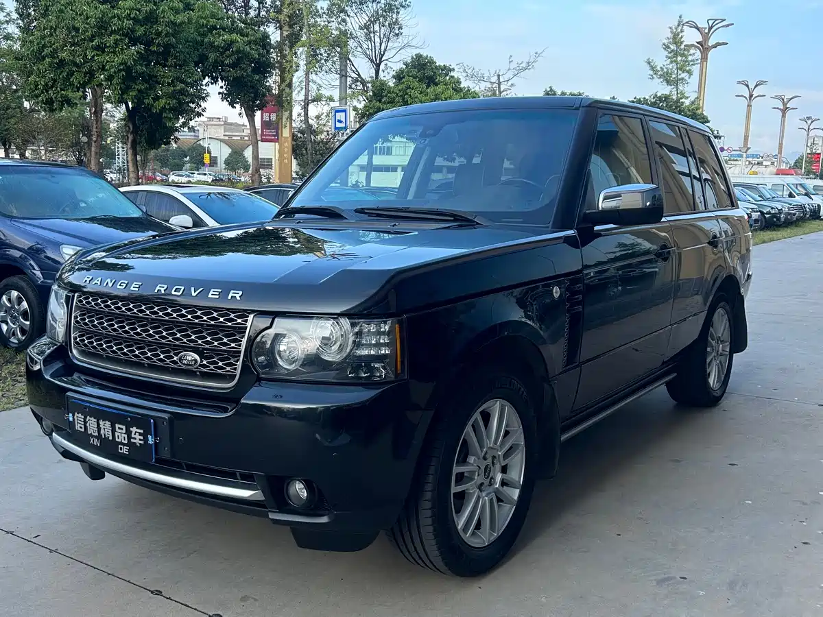 Land Rover Range Rover 2012 5.0 NA V8 фото 3