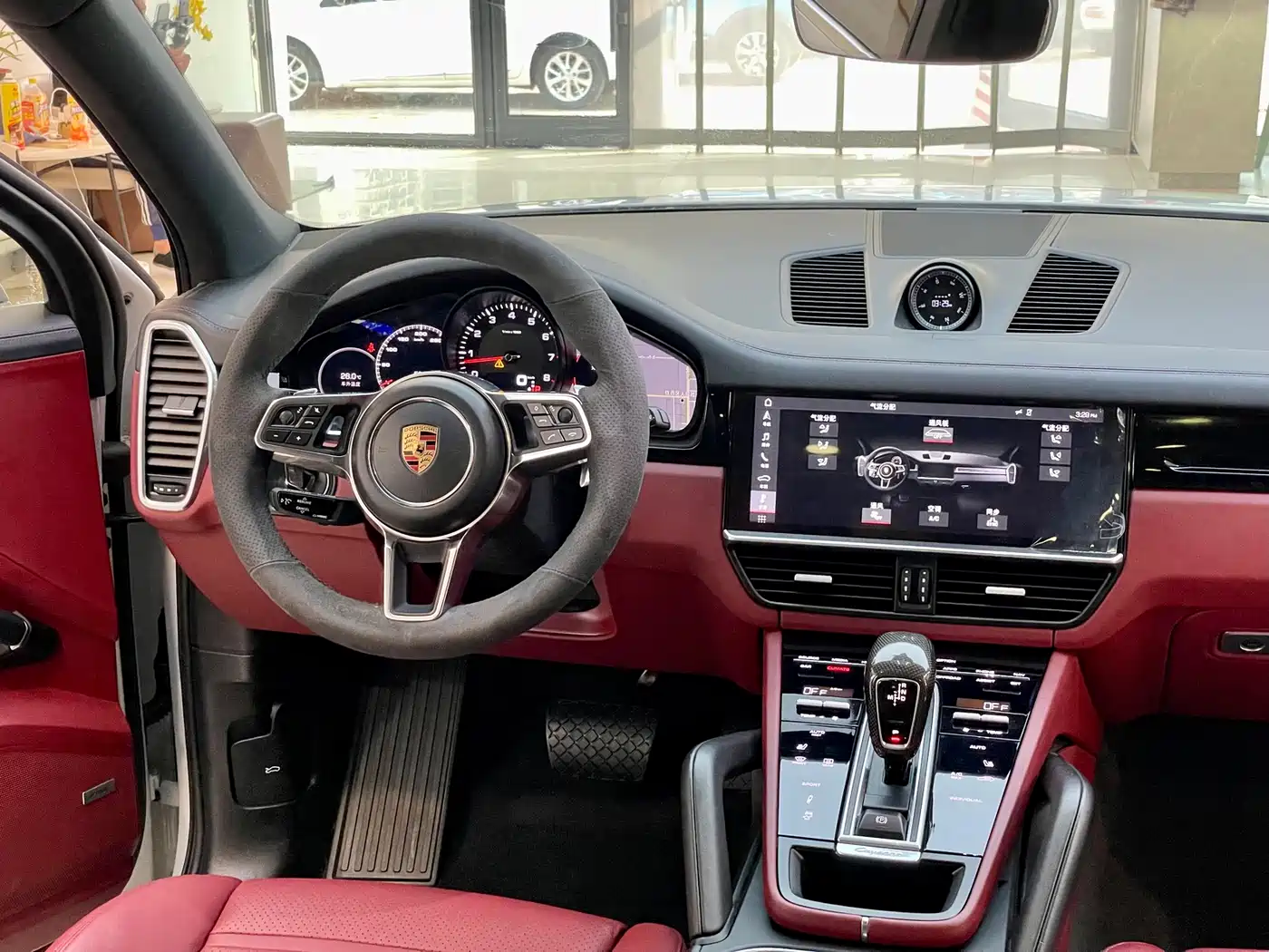 Porsche Cayenne 2019 Cayenne 3.0T фото 17