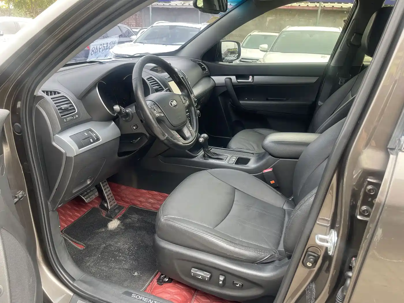 Kia Sorento 2013 2.4L 7-seat Gasoline Supreme Edition фото 6