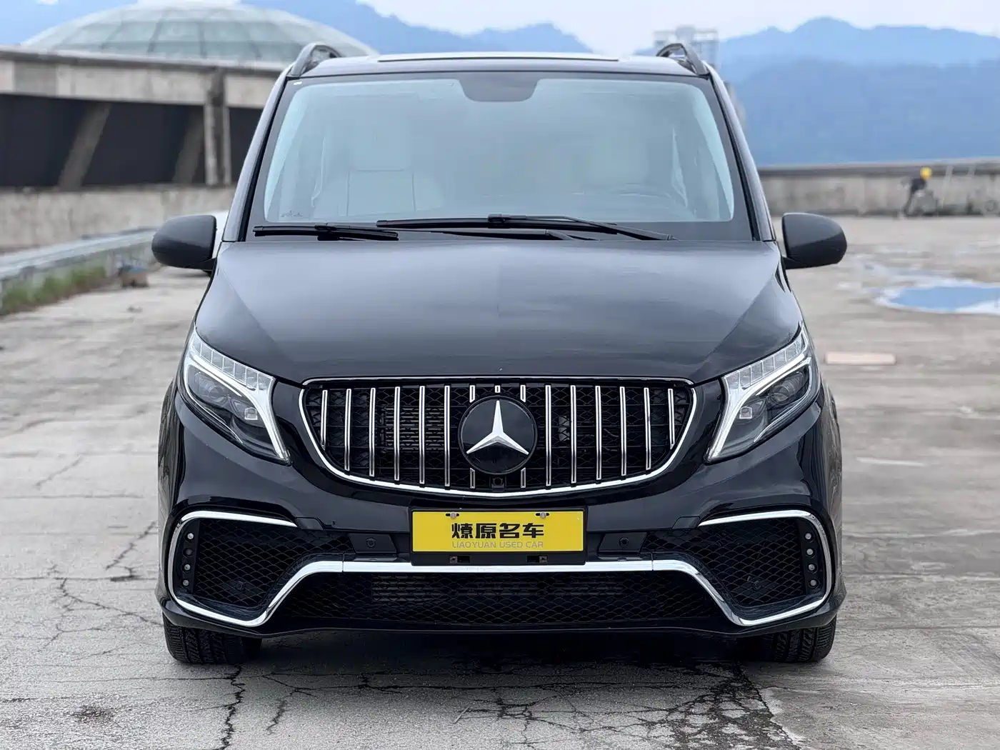 Mercedes-Benz Vito 2018 2.0T Elite Edition 7-Seater China V фото 2