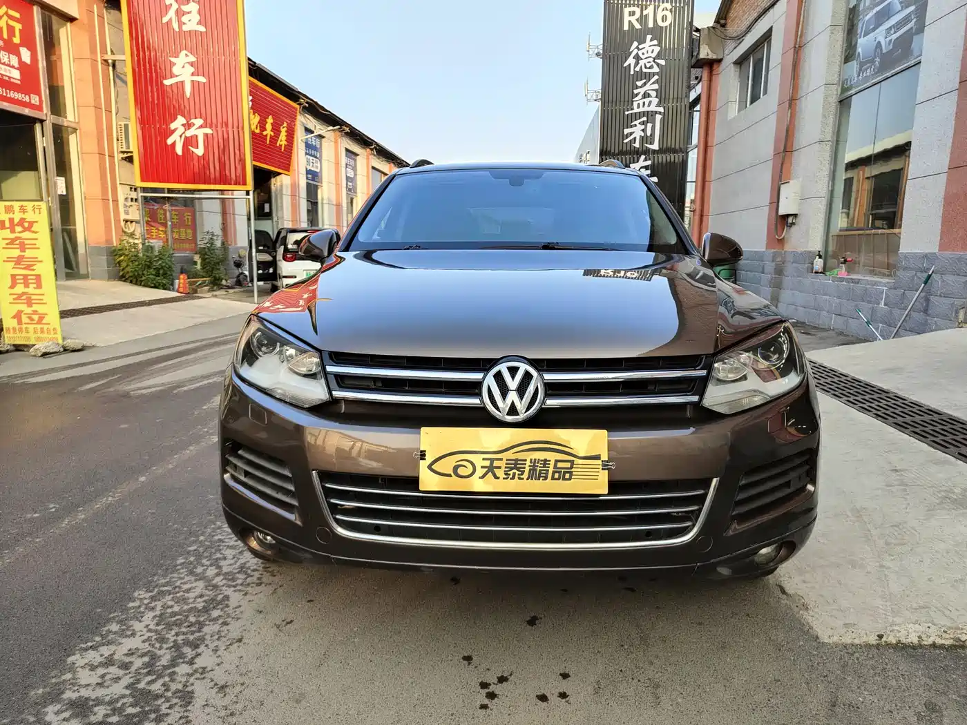 Volkswagen Touareg 2011 3.0TSI Comfort фото 2