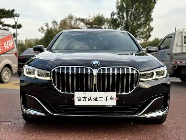 BMW 7 SERIES