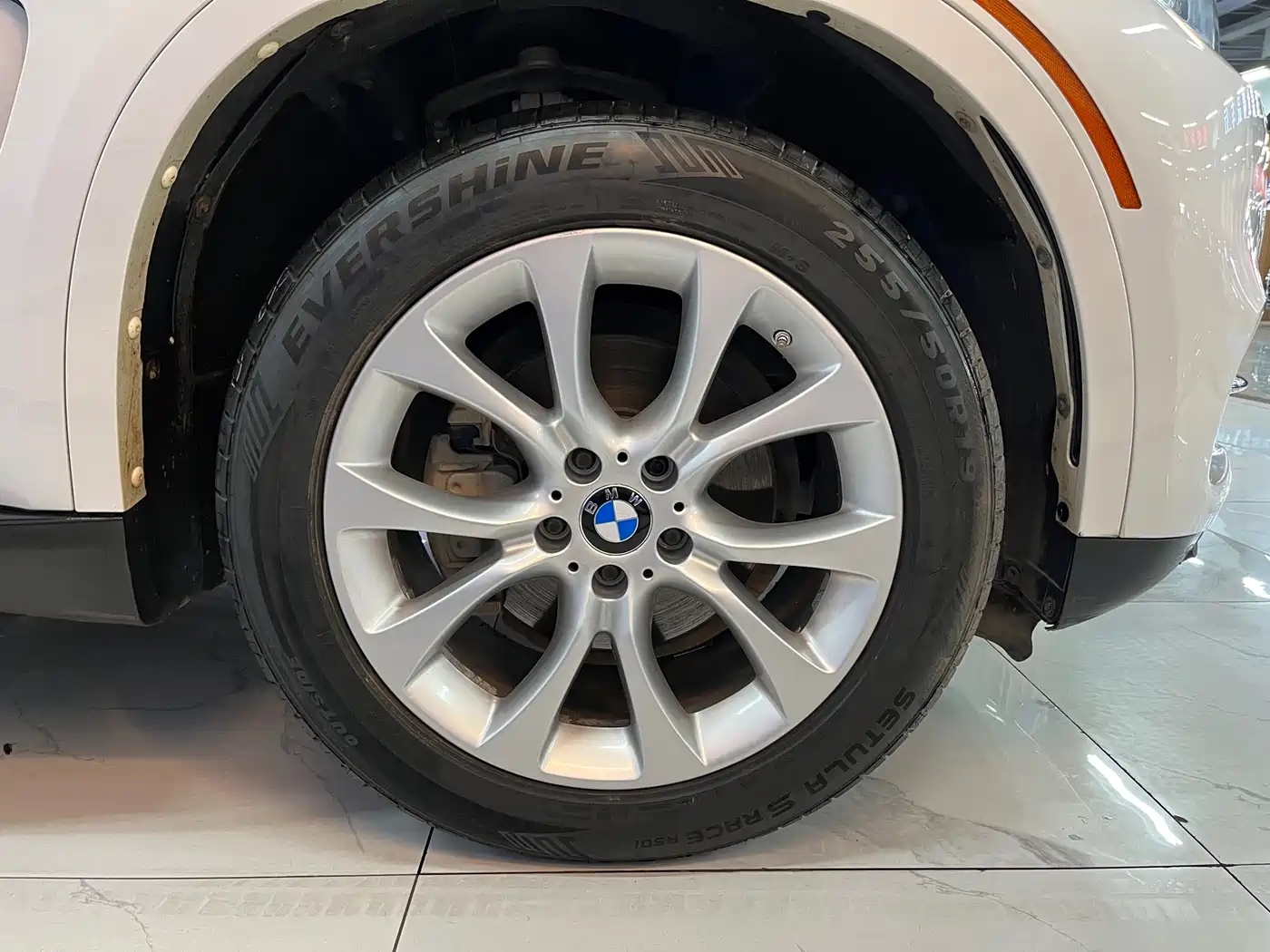 BMW X5 (Import) 2014 xDrive35i Leading фото 7