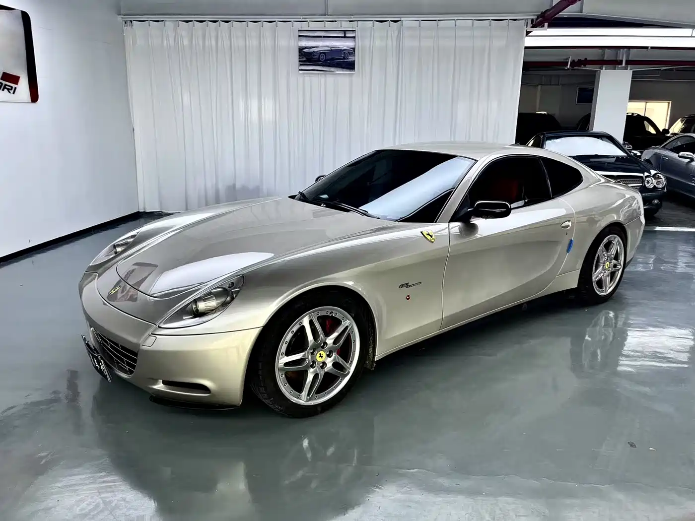 Ferrari 612 2005 Scaglietti 5.7 фото 3