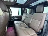 Photo 11 - Land Rover Discovery