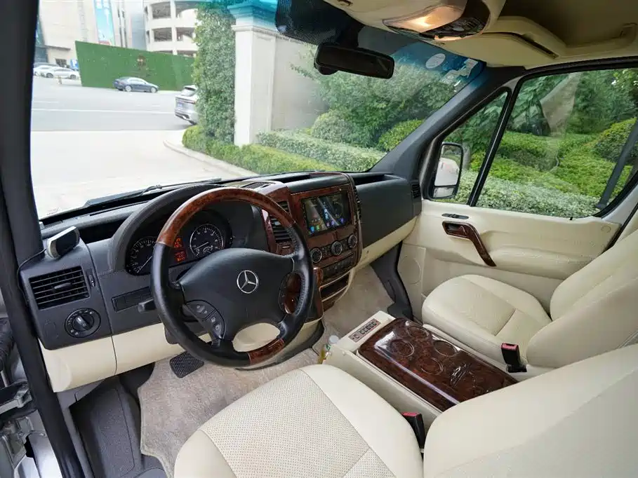 Mercedes-Benz Sprinter 2009 Model Enhanced Version фото 4