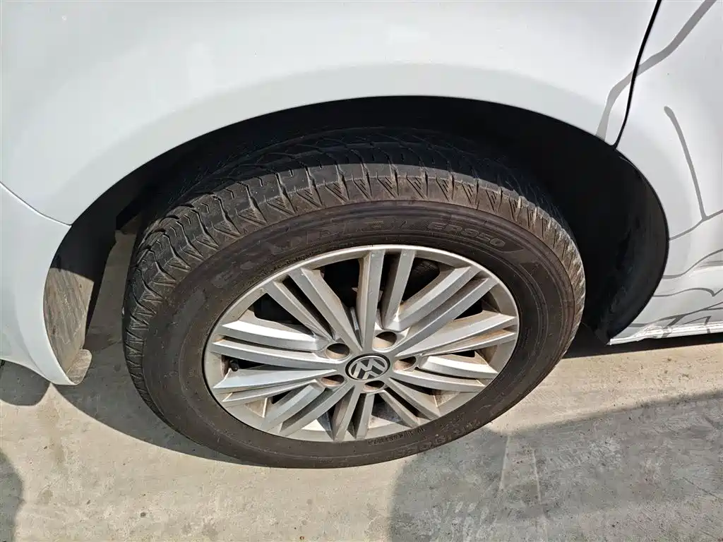 Volkswagen Caravelle 2015 2.0TSI 4WD Comfort фото 25