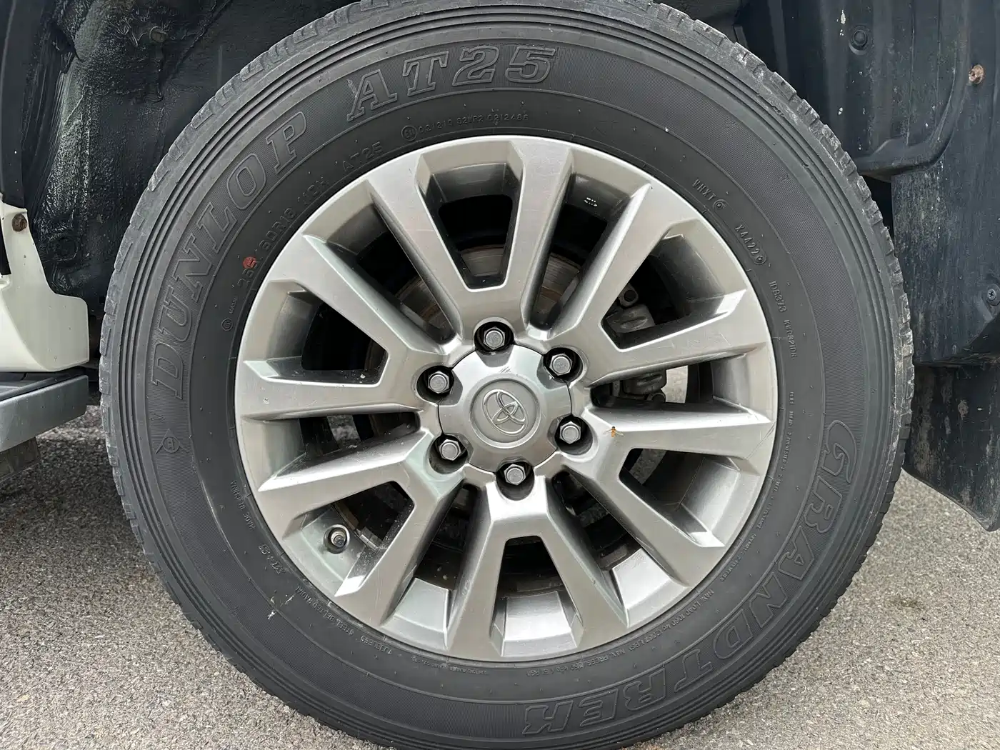 Toyota Prado 2018 3.5L Auto TX-L фото 20