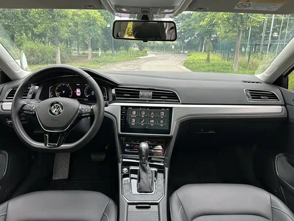 Volkswagen Lamando 2021 Facelift 280TSI DSG Comfort Edition фото 8