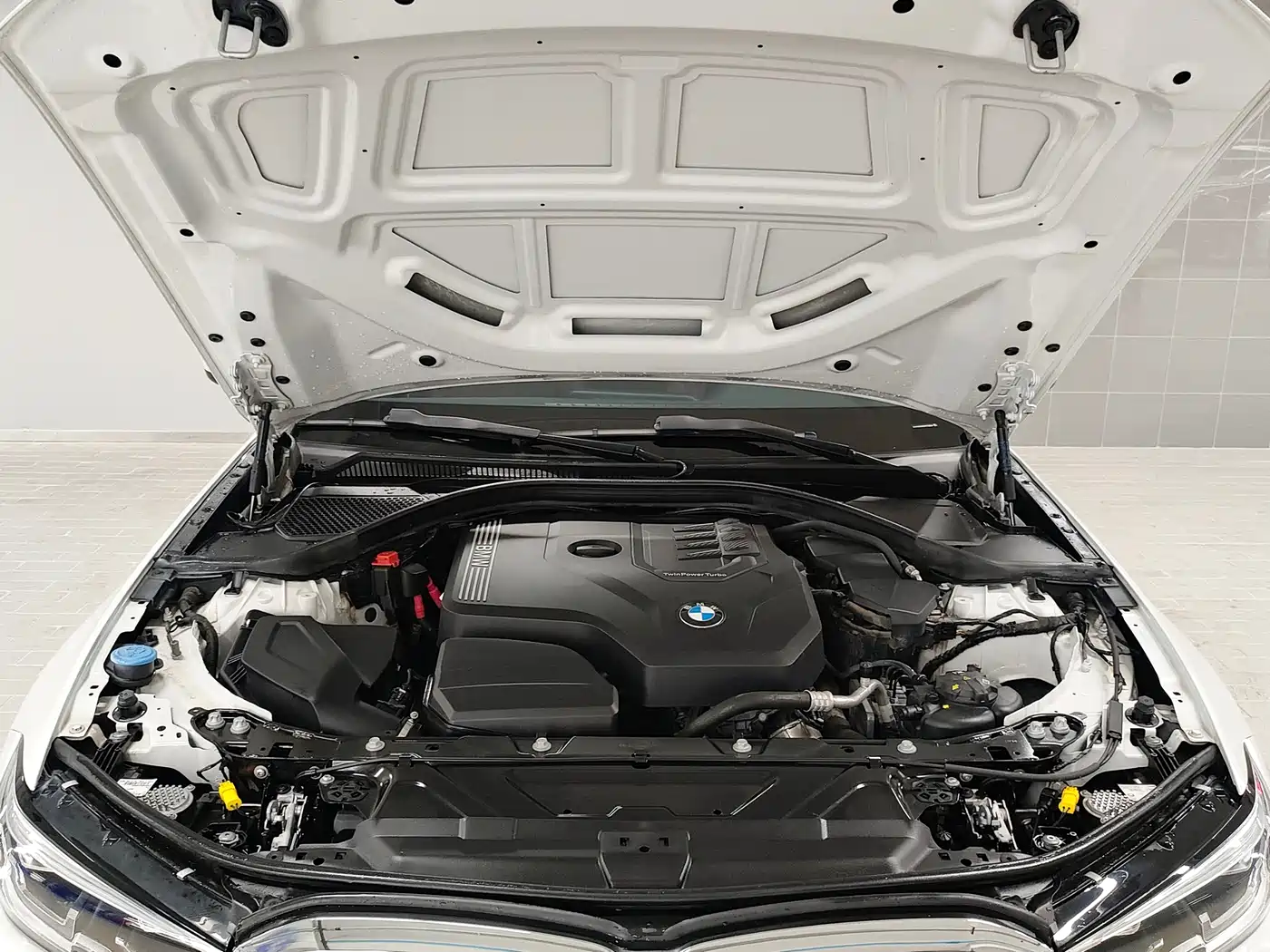 BMW 3 Series 2022 320Li M Sport Package фото 18