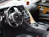 Фото 9 - Aston Martin DB11