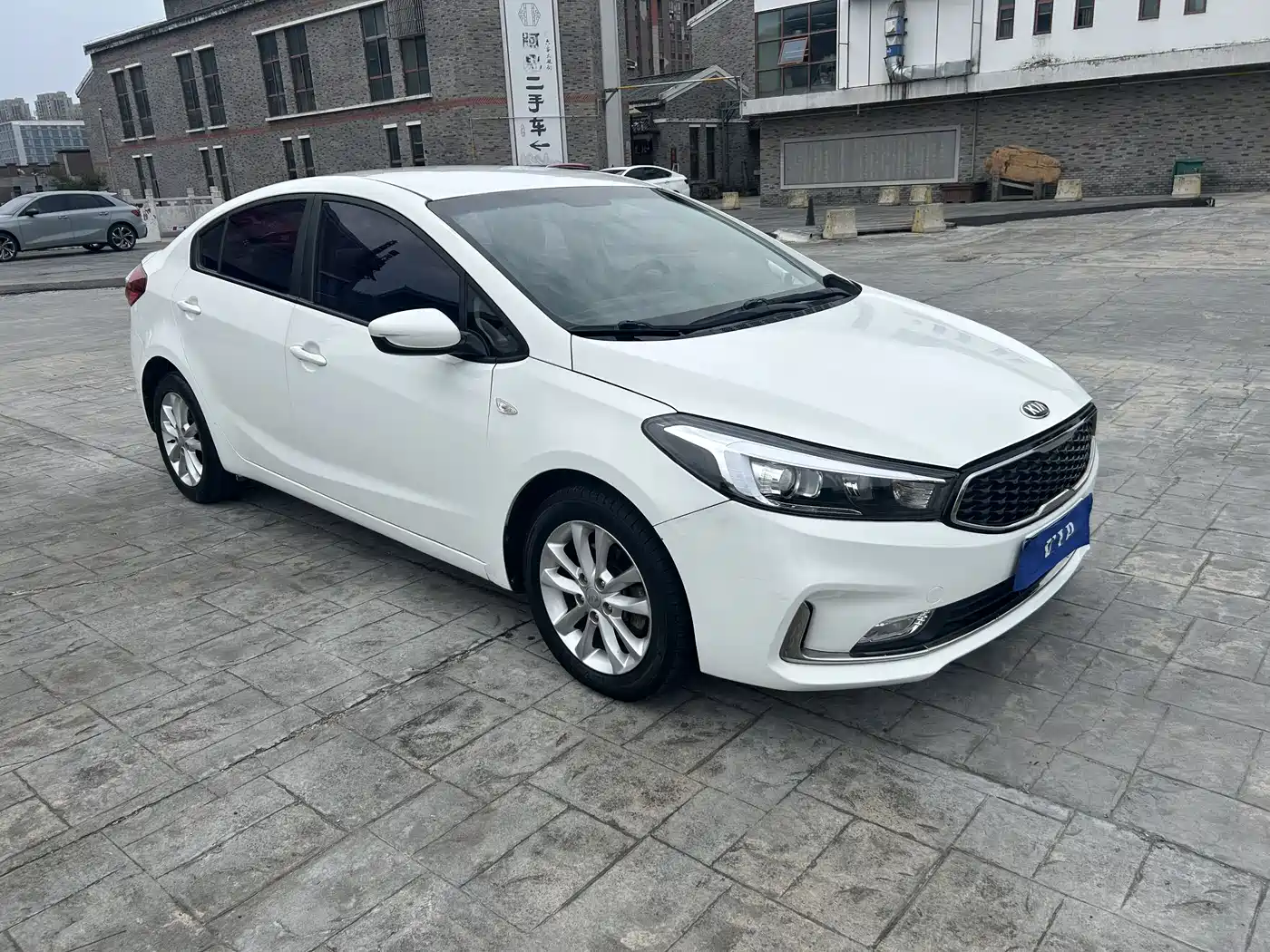 Kia K3 2016 1.6L Automatic GL фото 3