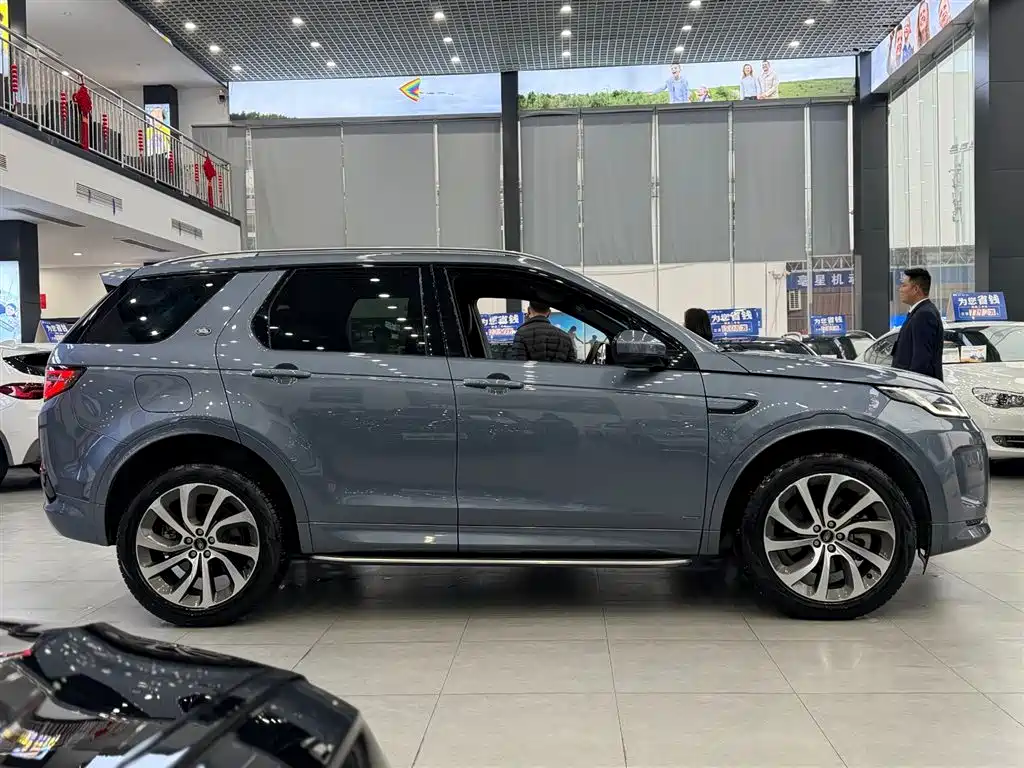 Land Rover Discovery Sport 2022 Model 249PS R-Dynamic S Performance Edition 5-Seater фото 9