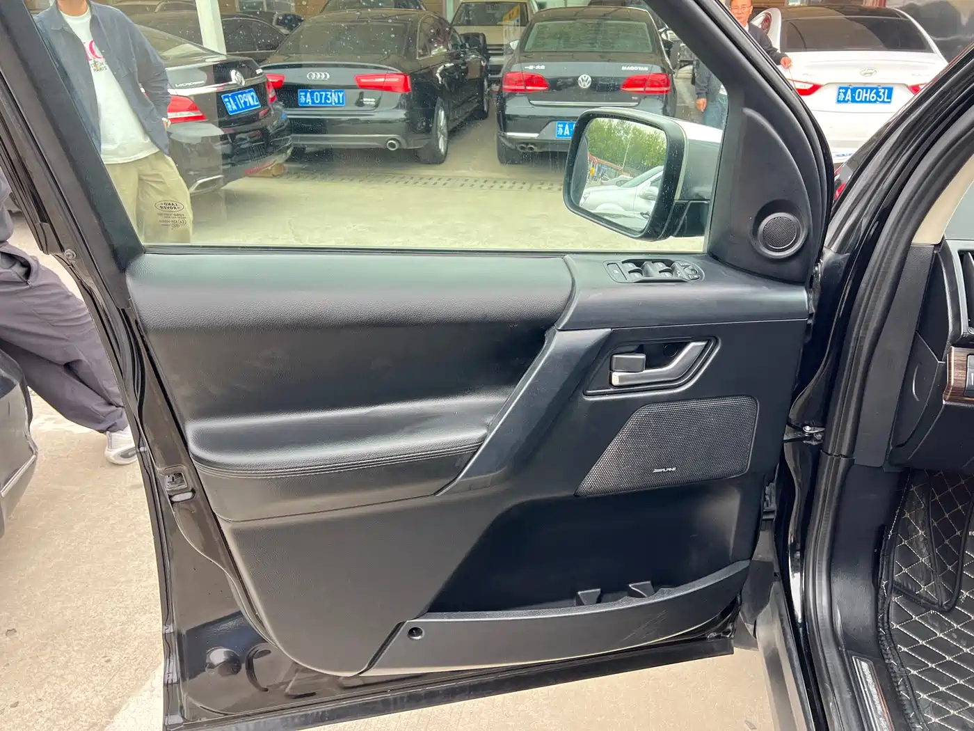 Land Rover Freelander 2 2011 2.2T SD4 HSE Diesel фото 6