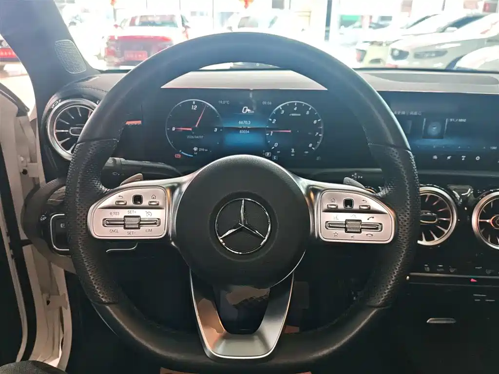 Mercedes-Benz A-Class 2022 Facelift A 200 L Sport Sedan Fashion Style фото 7