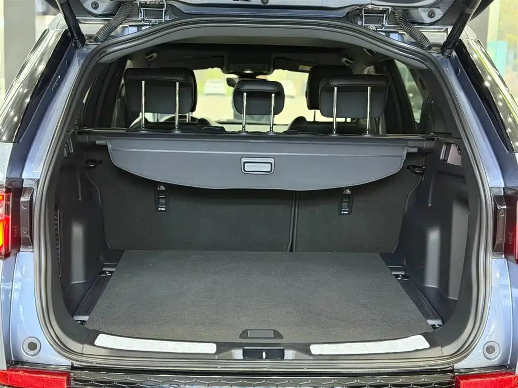 Land Rover Discovery Sport 2022 Model 249PS R-Dynamic S Performance Edition 5-Seater фото 30