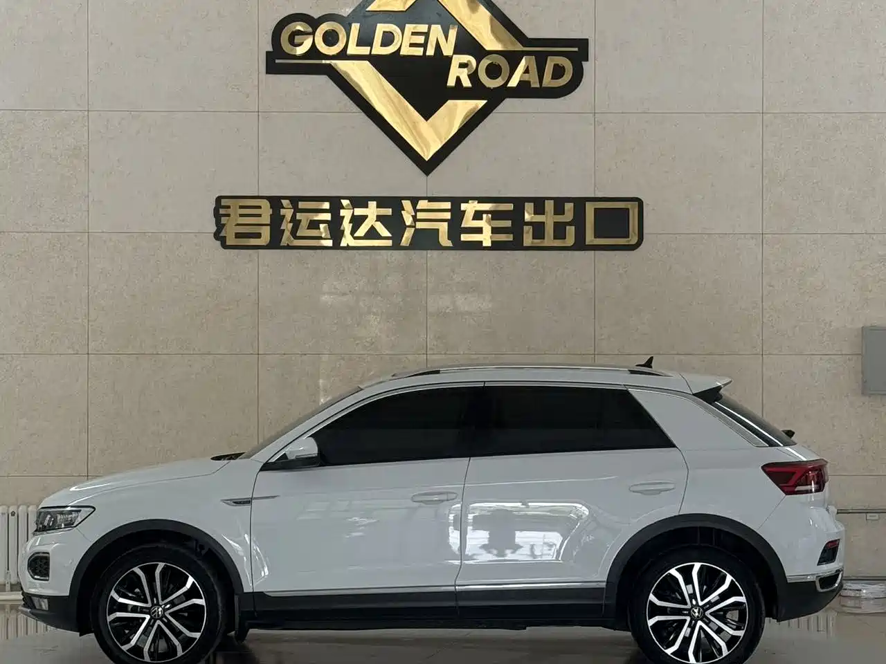 Volkswagen T-ROC 2022 280TSI DSG 2WD Comfort PLUS фото 5