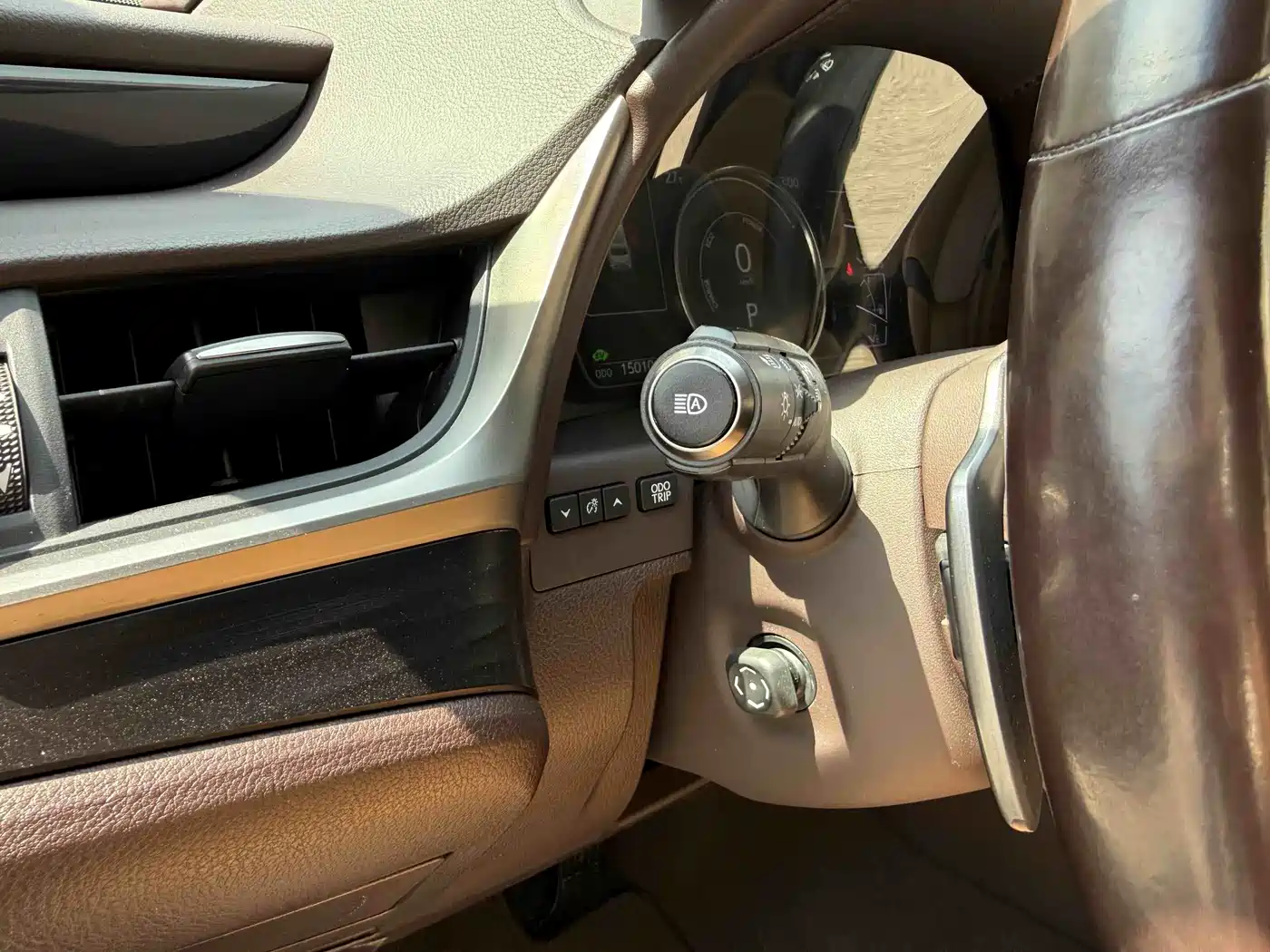Lexus ES 2018 300h Excellence Edition China V фото 5