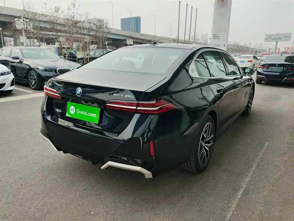 BMW i5 2024 eDrive 35L M Sport Package фото 4