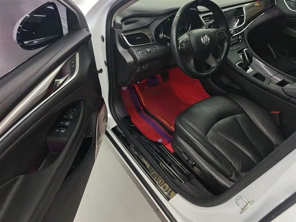 Buick LaCrosse 2019 28T Luxury Edition фото 15