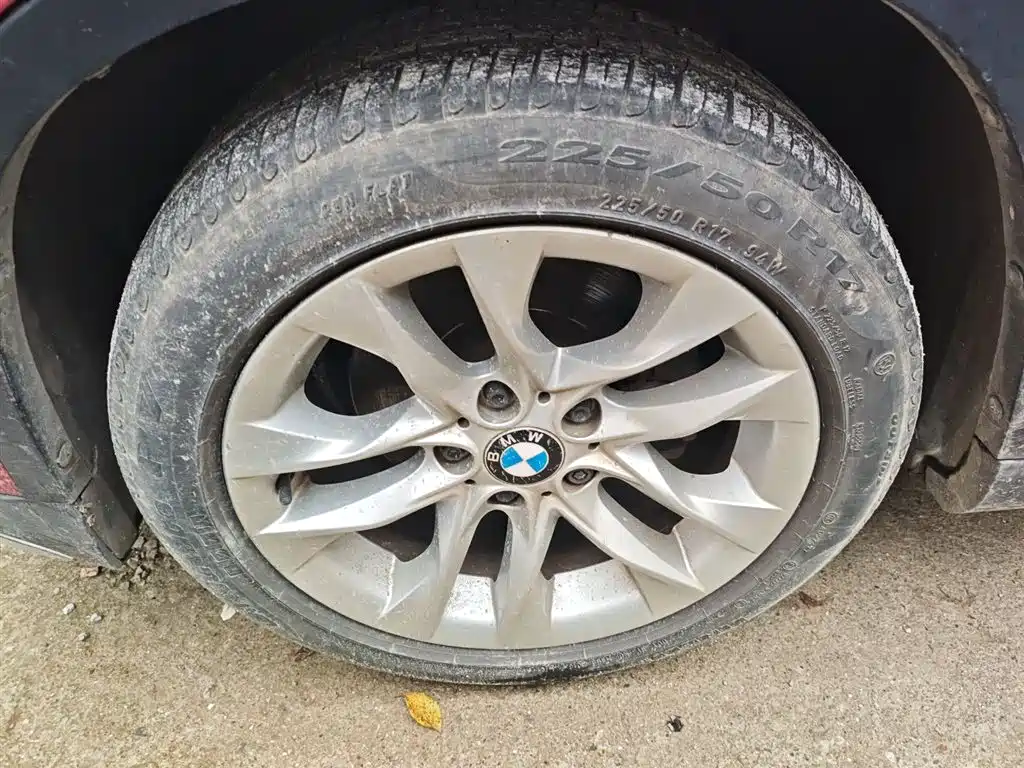 BMW X1 2015 Model sDrive18i Fashion Advanced Edition фото 25