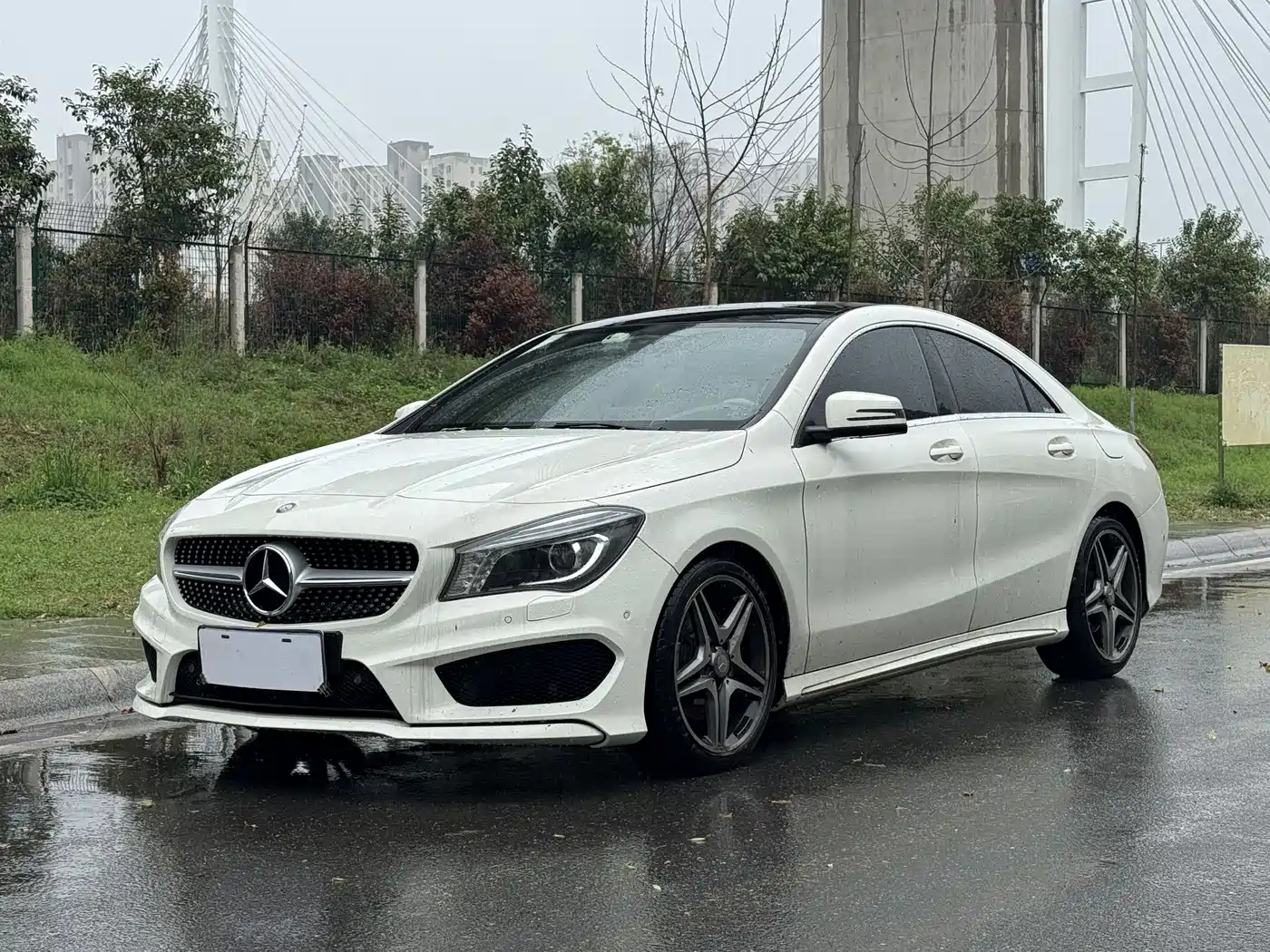 Mercedes-Benz CLA (Import) 2015 CLA 220 4MATIC фото 2