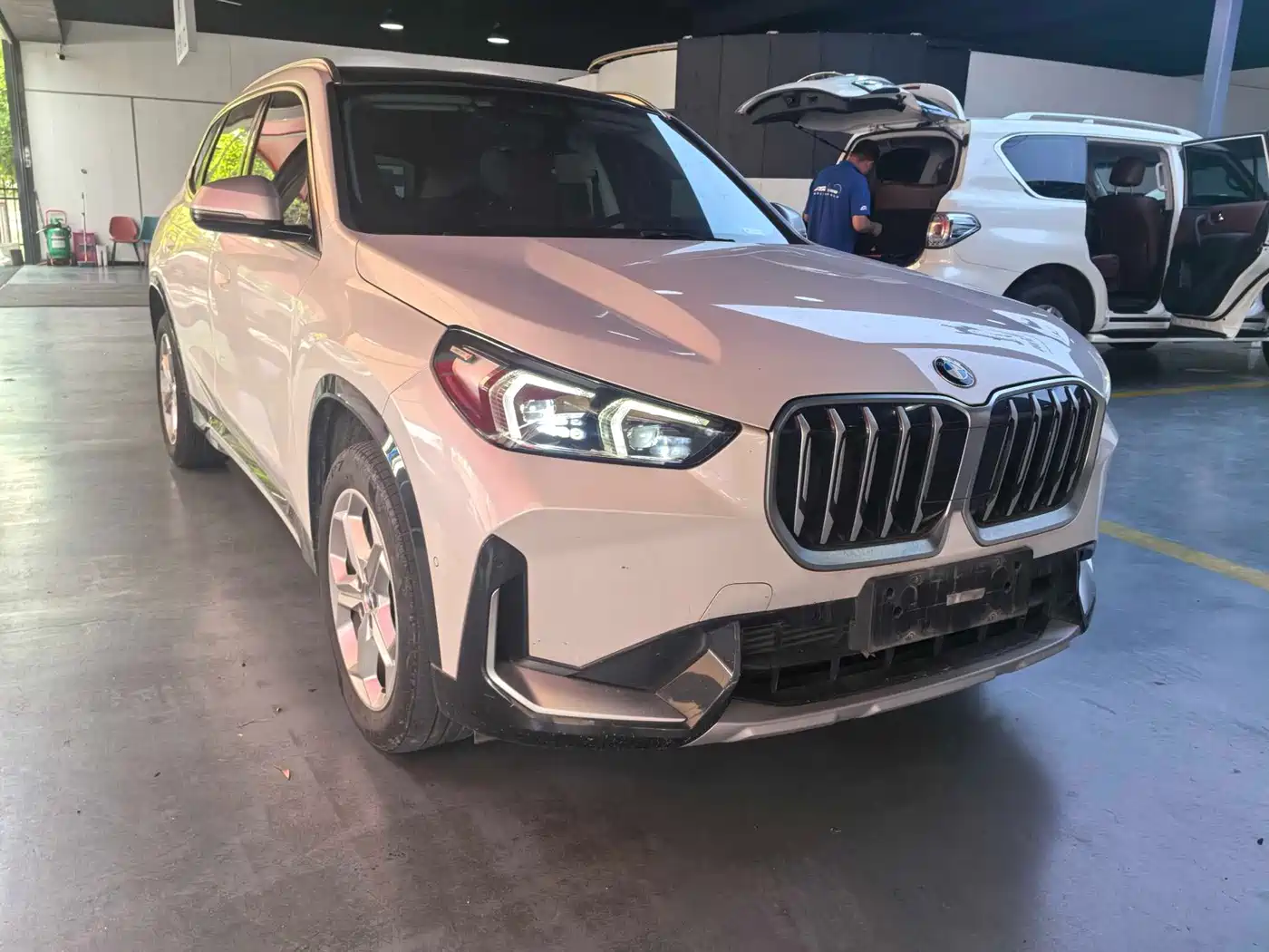 Photo 3 - BMW X1