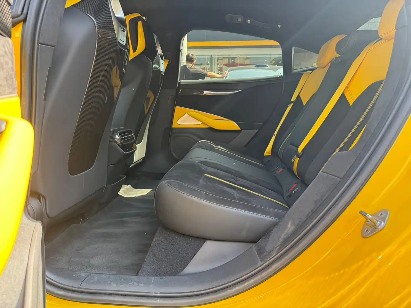 XIAOMI CAR XIAOMI SU7 ULTRA