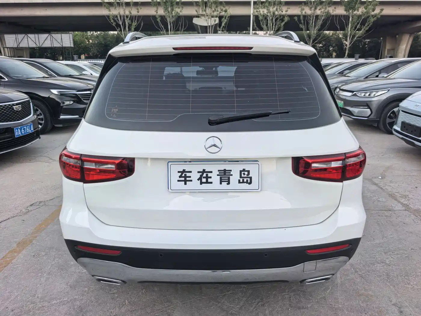 Photo 9 - Mercedes-Benz GLB