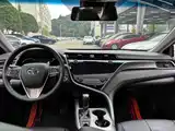 Фото 5 - Toyota Camry
