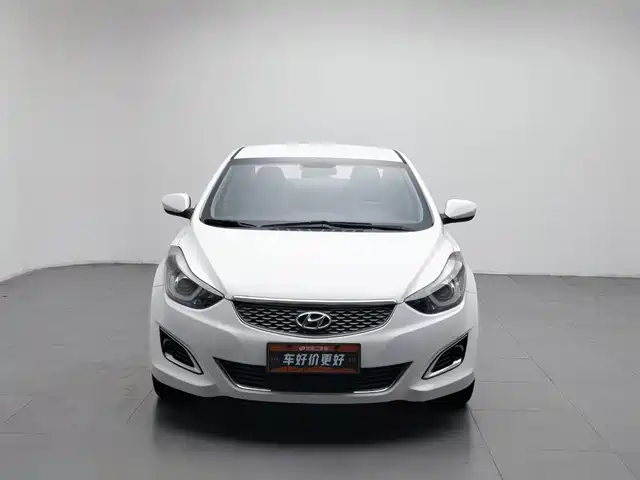 Hyundai Langdong 2016 1.6L Automatic Smart Edition — фото 3