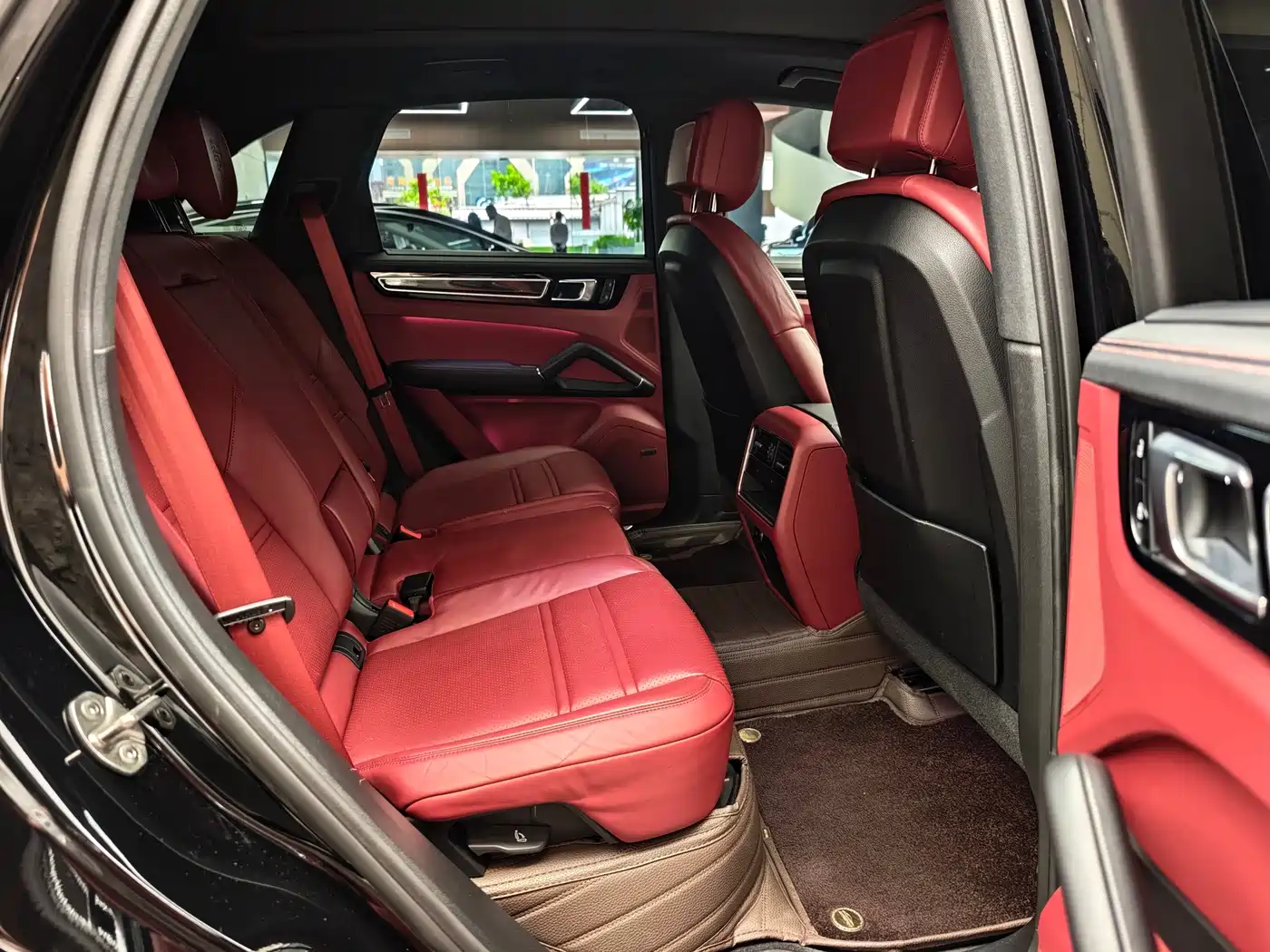 Porsche Cayenne 2022 Cayenne 3.0T Platinum Edition фото 10