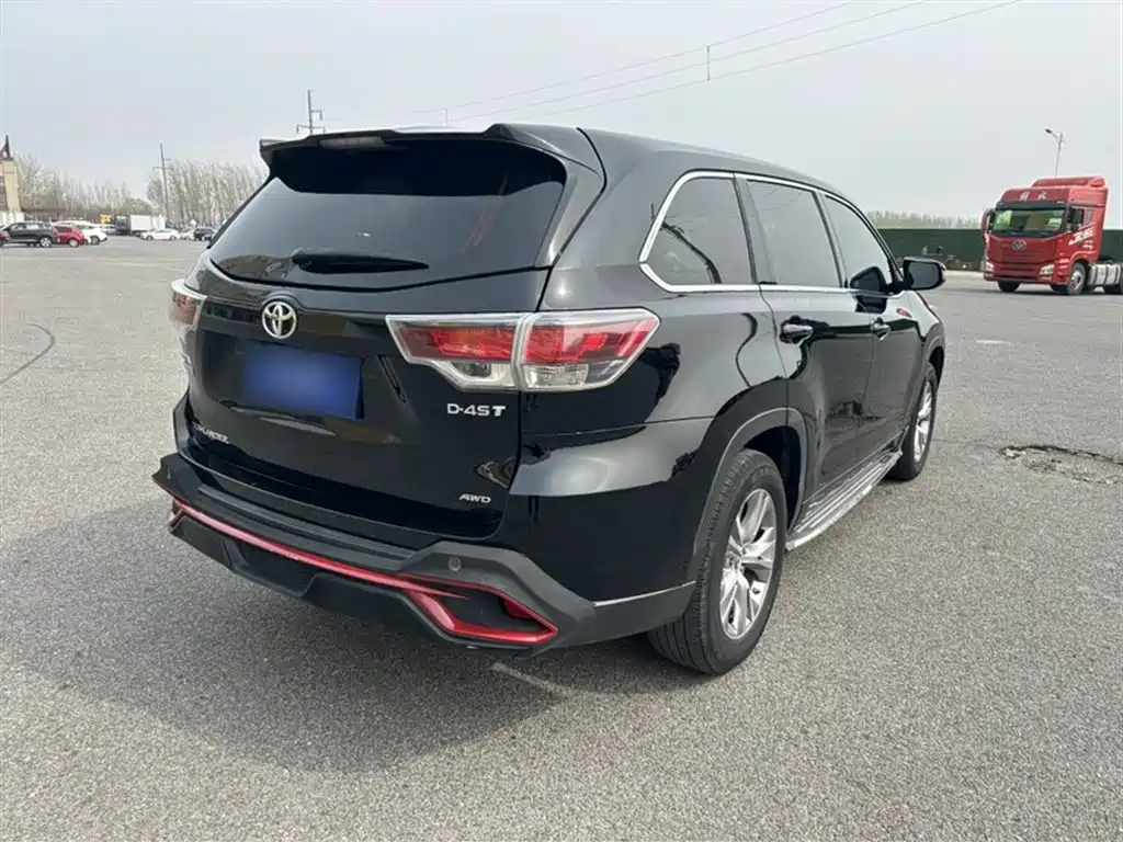Toyota Highlander 2015 2.0T AWD Elite Edition 7-seater фото 24