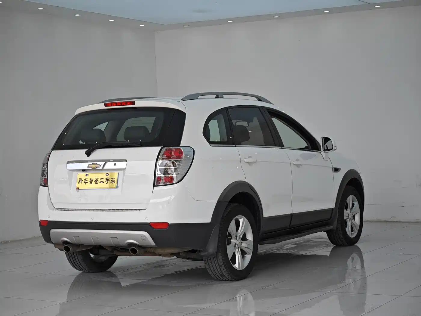 Chevrolet Captiva 2012 2.4L 4WD Flagship Edition 7-Seater фото 6